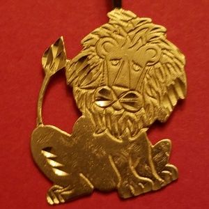 Solid 14K Gold Unisex Diamond Cut Lion Charm
